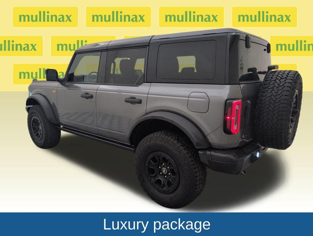 used 2025 Ford Bronco car, priced at $54,900