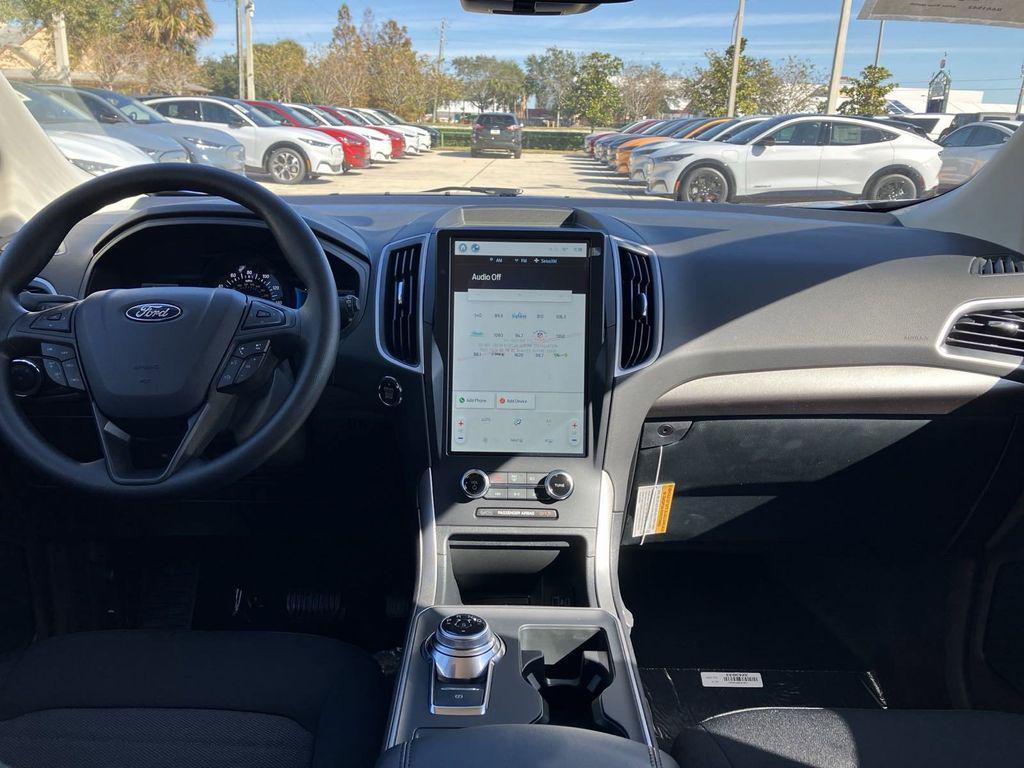 new 2024 Ford Edge car, priced at $35,999