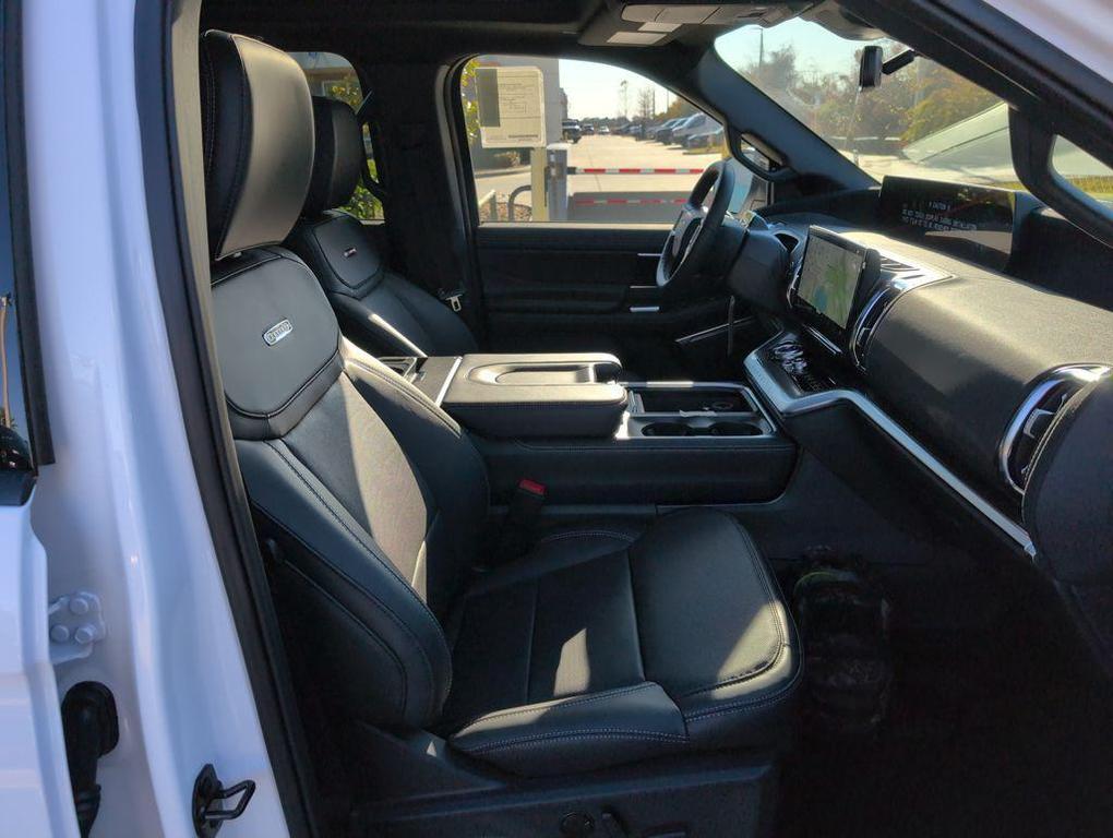 new 2026 Ford Expedition car, priced at $77,956