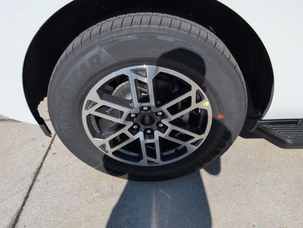 new 2026 Ford Expedition car, priced at $67,797