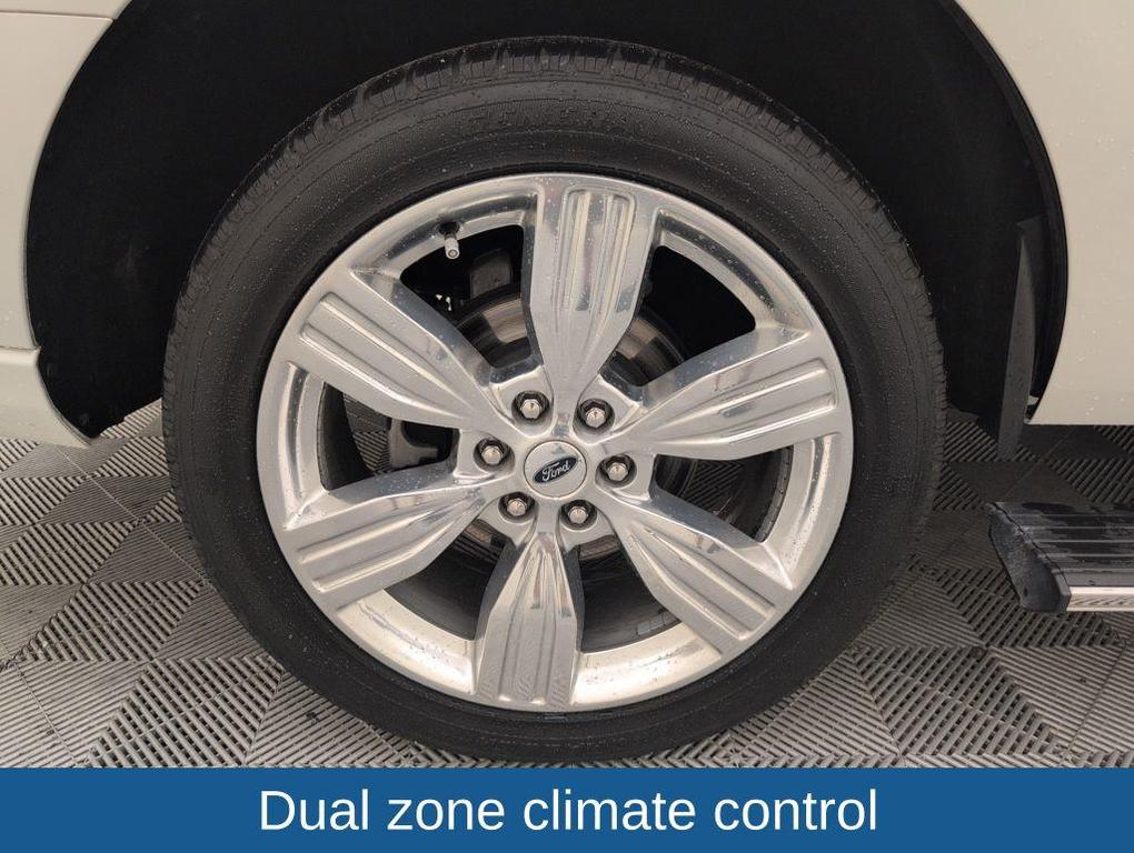 used 2023 Ford Expedition car, priced at $55,000