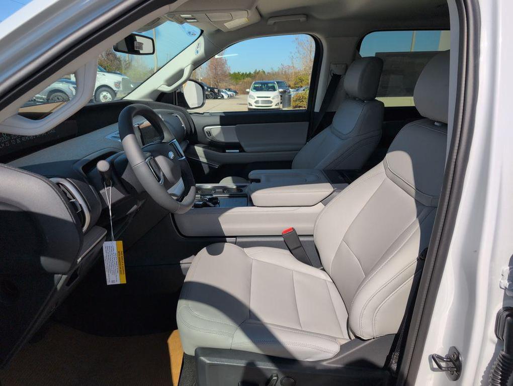 new 2026 Ford Expedition car, priced at $67,327