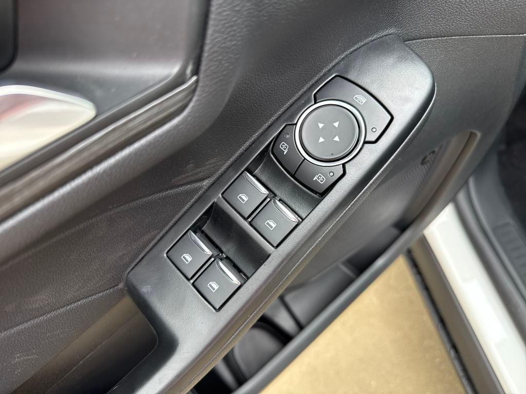 new 2025 Ford Escape PHEV car, priced at $33,999