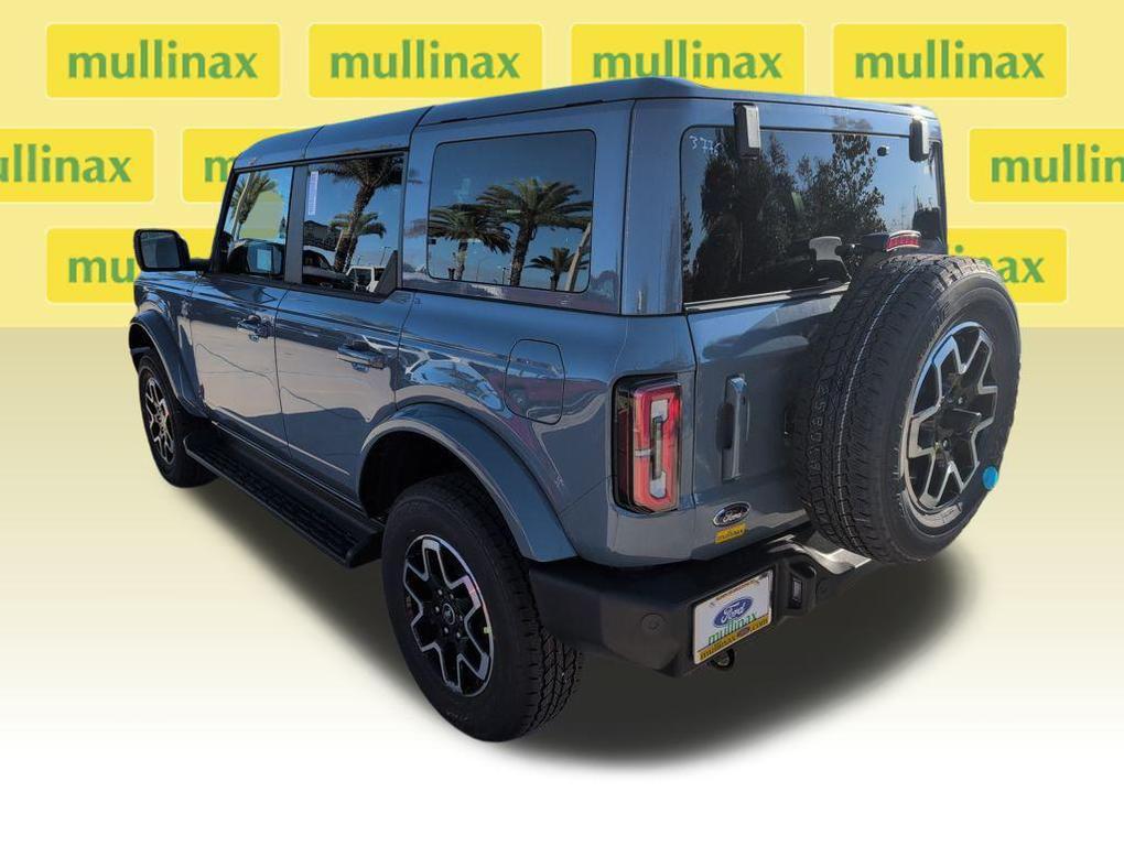 new 2025 Ford Bronco car, priced at $49,129