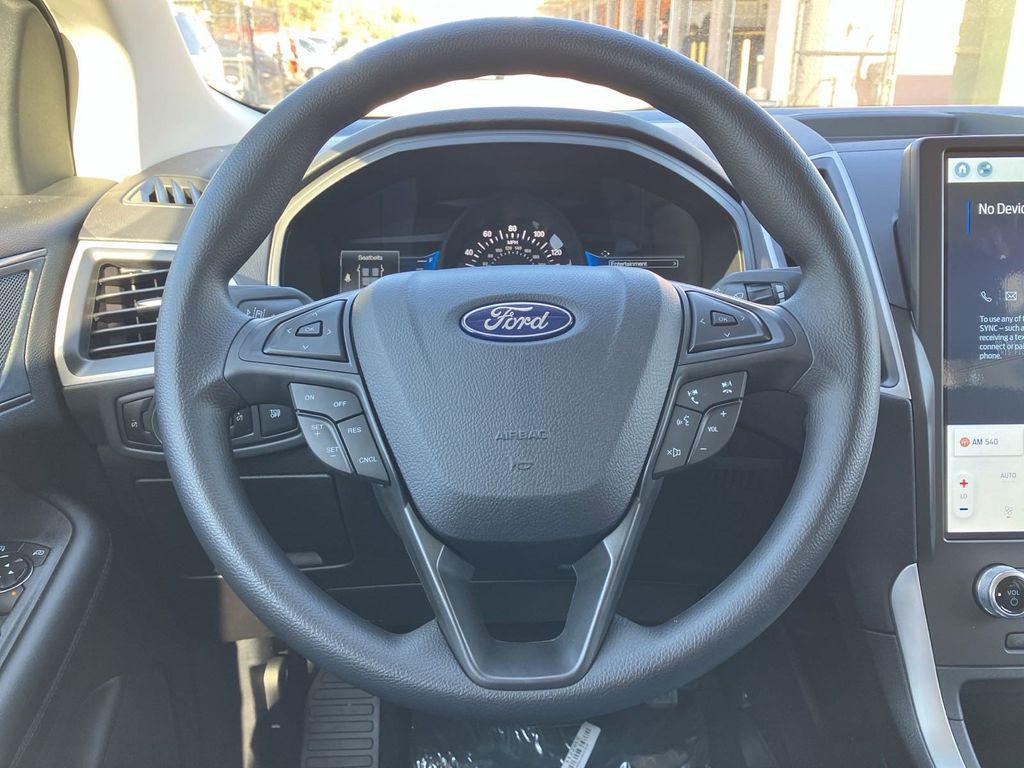new 2024 Ford Edge car, priced at $35,698