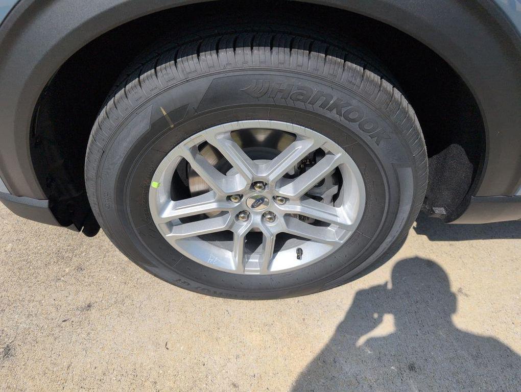 new 2026 Ford Explorer car, priced at $37,970