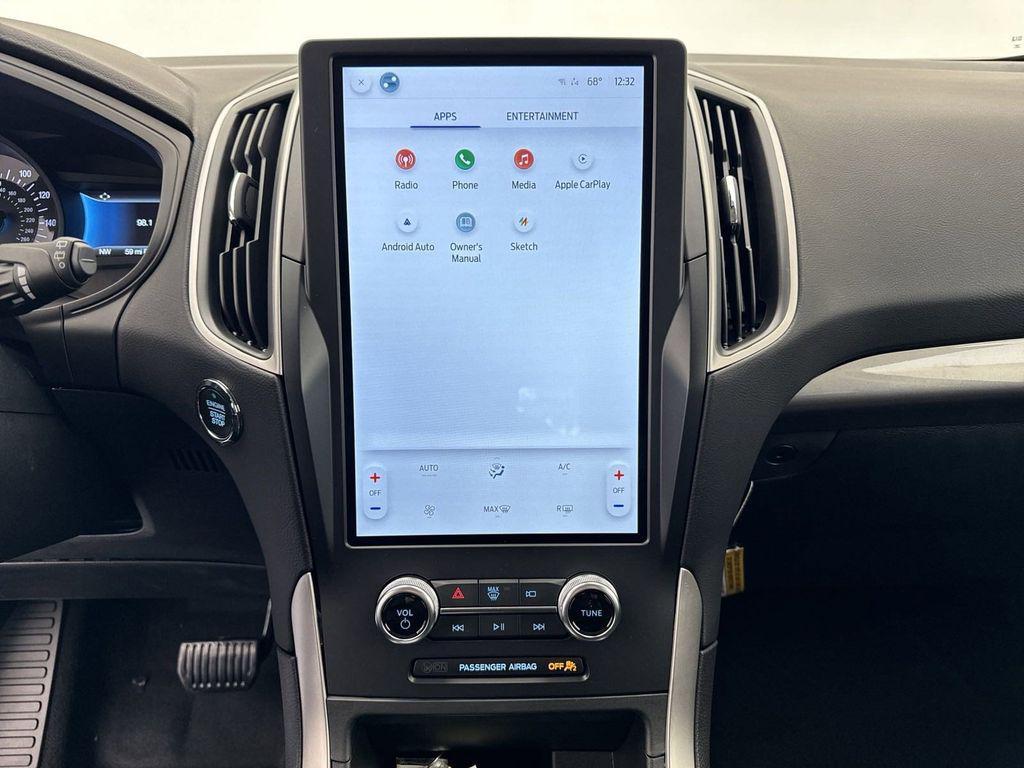 new 2024 Ford Edge car, priced at $30,960