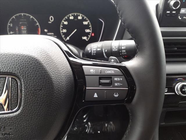 new 2025 Honda Pilot car, priced at $45,450