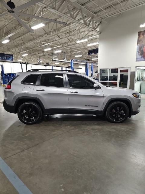 used 2019 Jeep Cherokee car, priced at $12,149