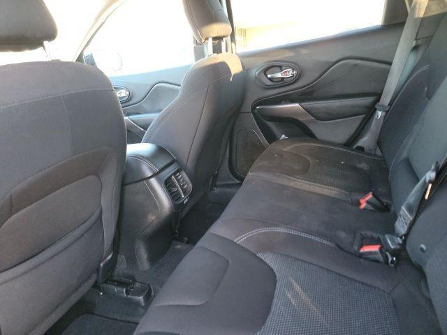 used 2019 Jeep Cherokee car, priced at $16,577