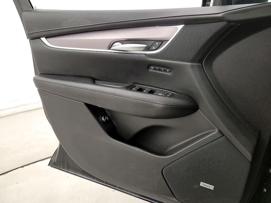 used 2018 Cadillac XT5 car, priced at $17,998