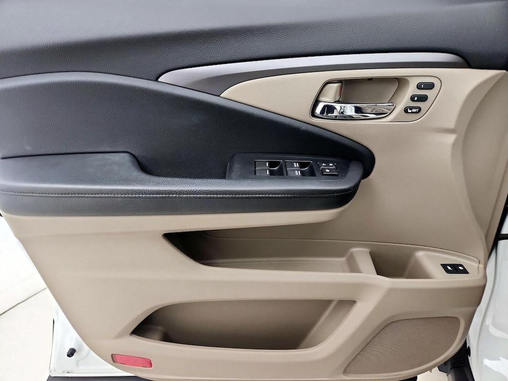 used 2020 Honda Pilot car, priced at $28,998