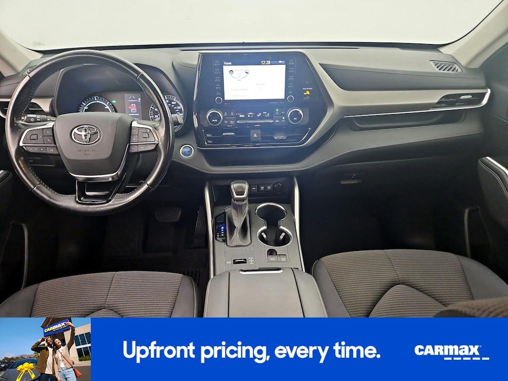 used 2021 Toyota Highlander Hybrid car, priced at $33,998