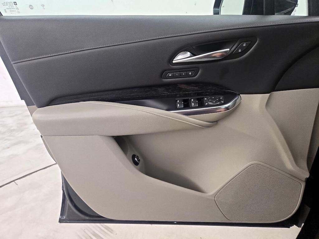 used 2022 Cadillac XT4 car, priced at $22,998