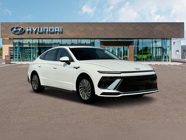 new 2025 Hyundai Sonata Hybrid car, priced at $31,980