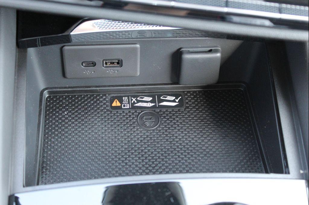 new 2025 Buick Envision car, priced at $36,449