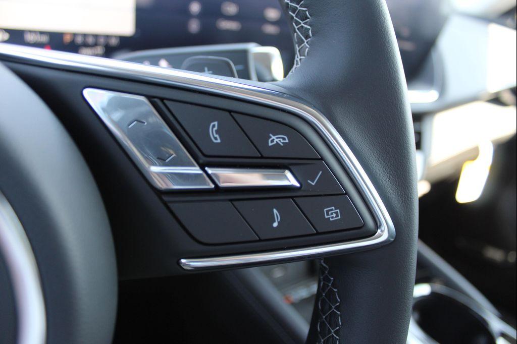 new 2025 Buick Envision car, priced at $36,449