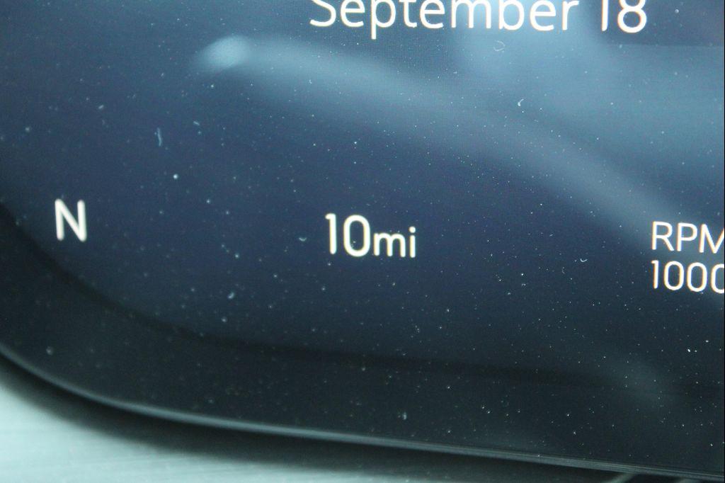 new 2025 Buick Envision car, priced at $36,449