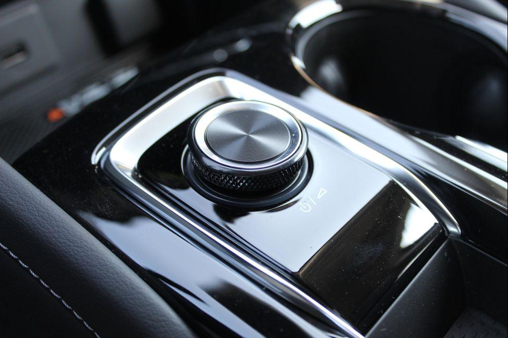 new 2025 Buick Envision car, priced at $36,449