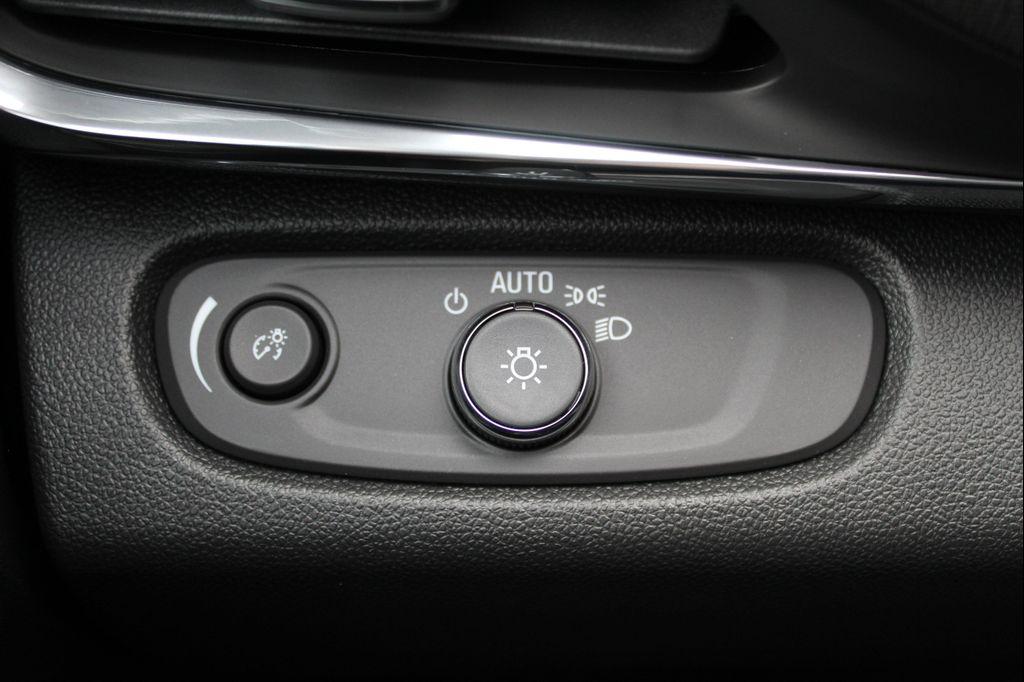 new 2026 Buick Envista car, priced at $26,013