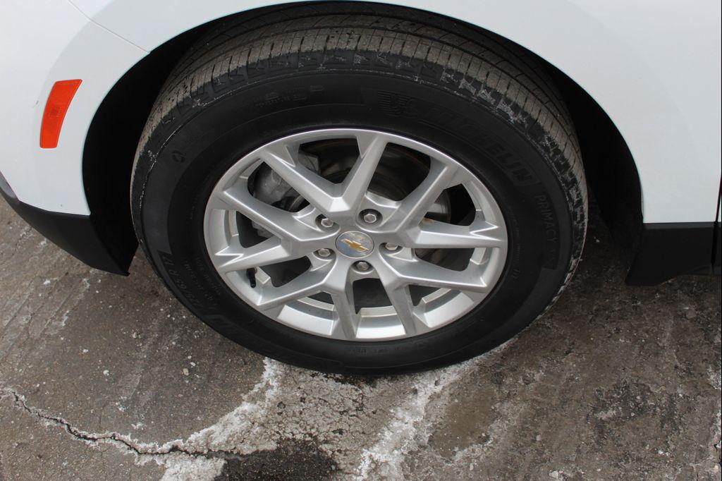 used 2022 Chevrolet Equinox car, priced at $18,999