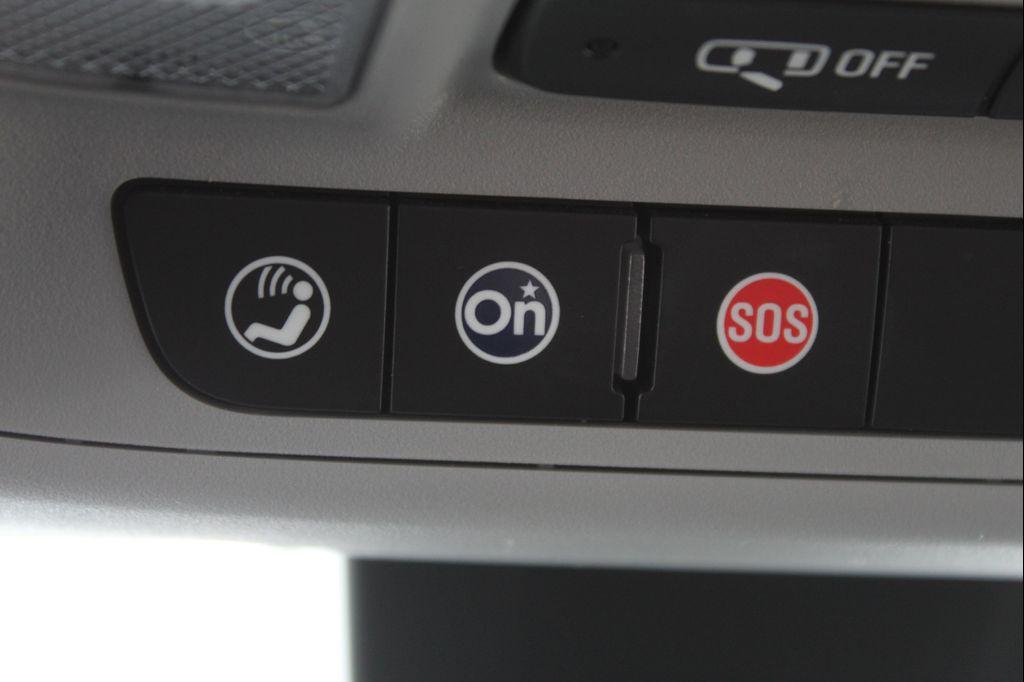 used 2022 Chevrolet Equinox car, priced at $18,999