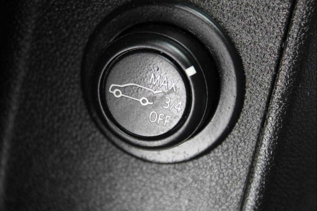 used 2022 Chevrolet Equinox car, priced at $18,999