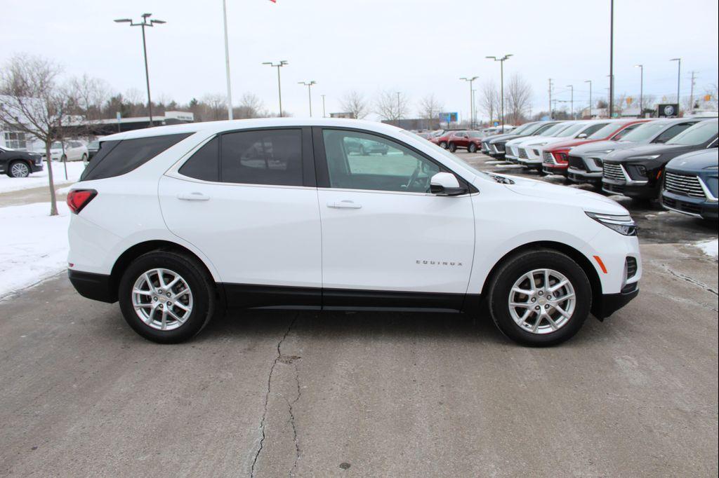 used 2022 Chevrolet Equinox car, priced at $18,999