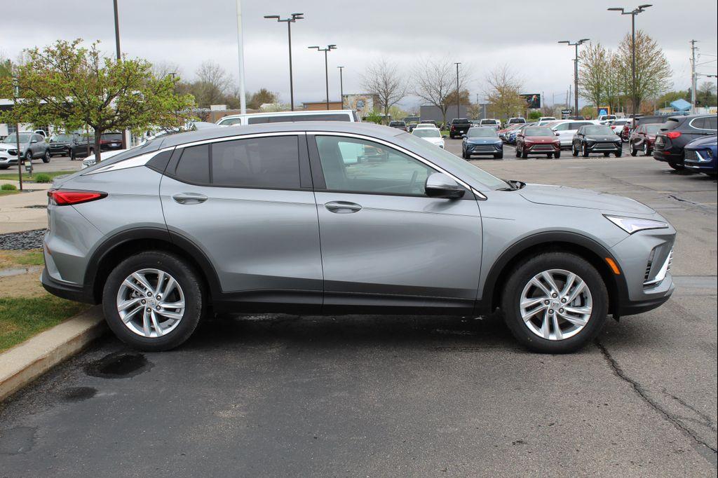 new 2025 Buick Envista car, priced at $24,480