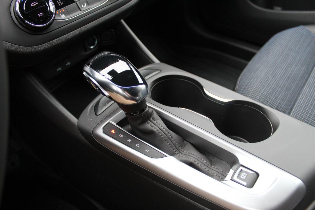 new 2026 Buick Envista car, priced at $26,013