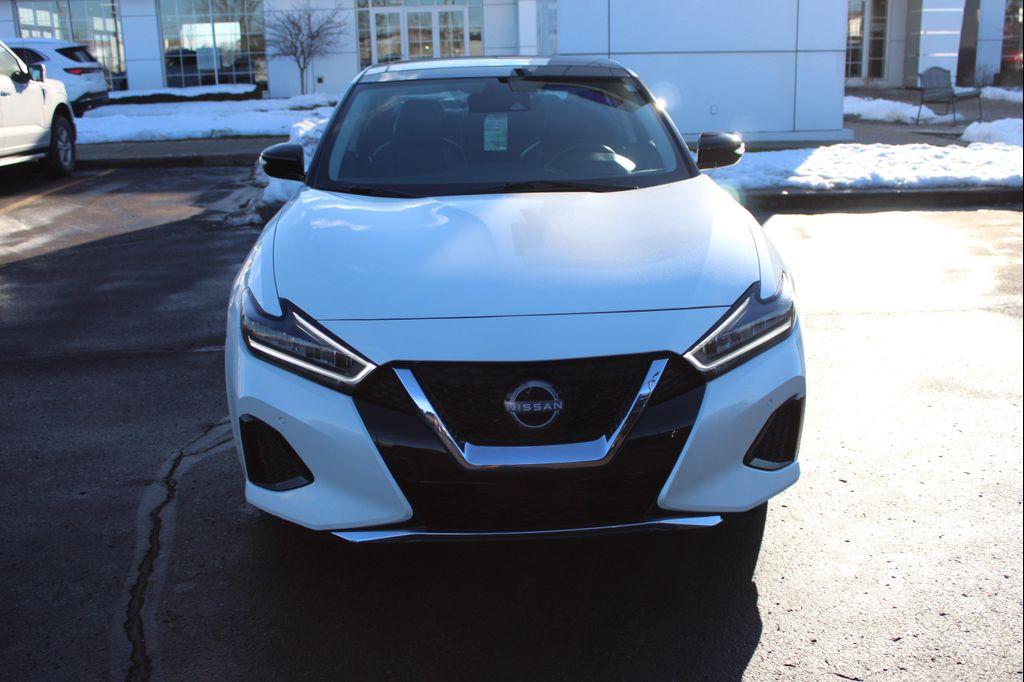 used 2023 Nissan Maxima car, priced at $23,995
