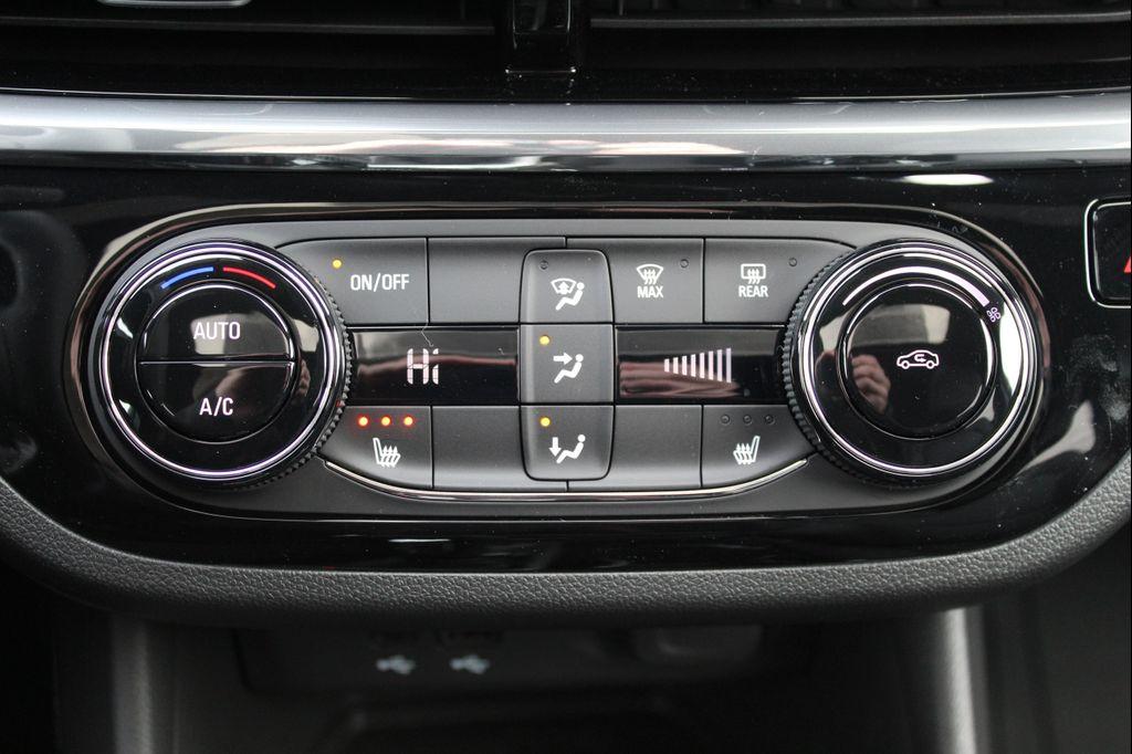 new 2026 Buick Envista car, priced at $28,008