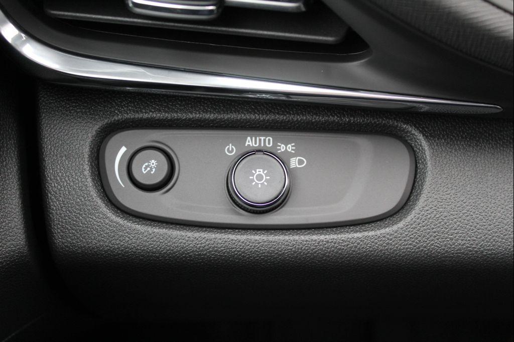 new 2026 Buick Envista car, priced at $26,013