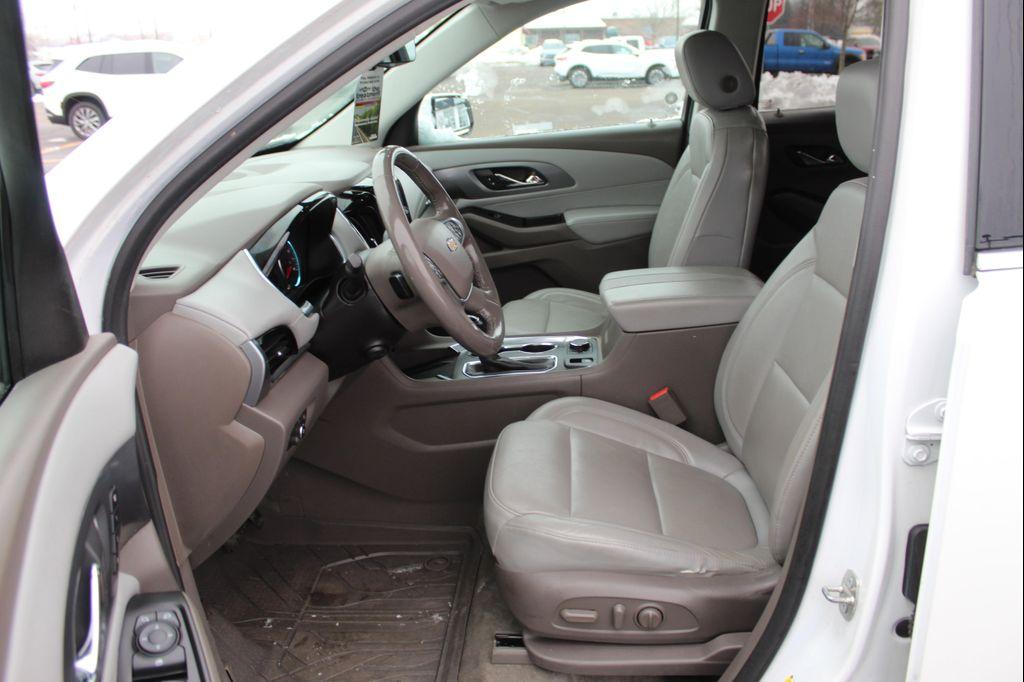 used 2018 Chevrolet Traverse car, priced at $20,804