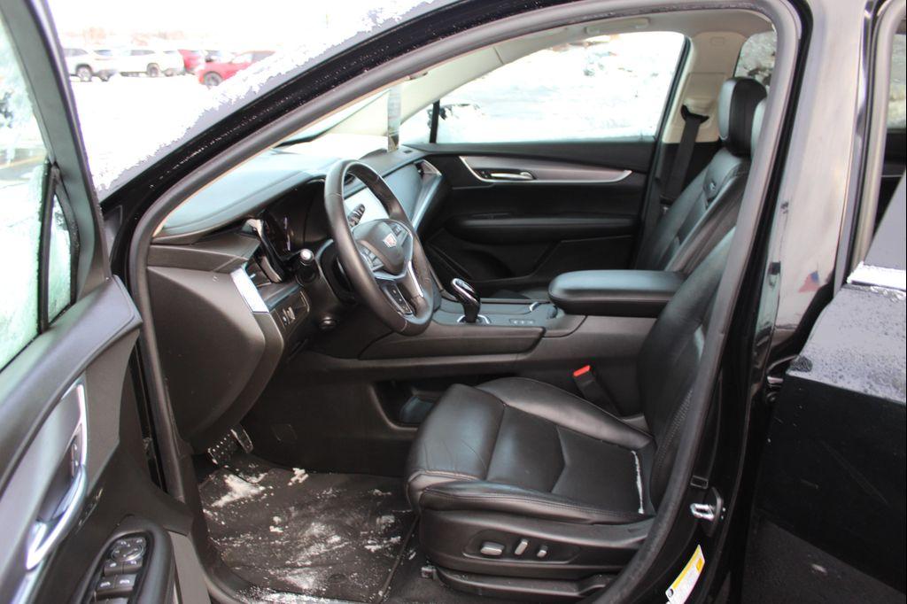 used 2018 Cadillac XT5 car, priced at $18,599