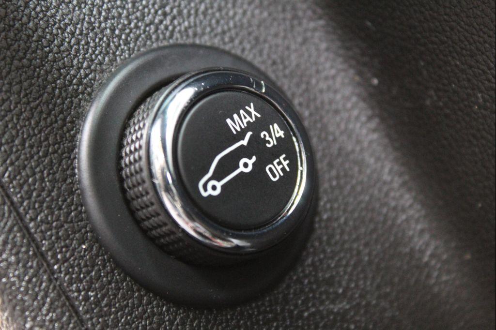 used 2018 Cadillac XT5 car, priced at $18,599