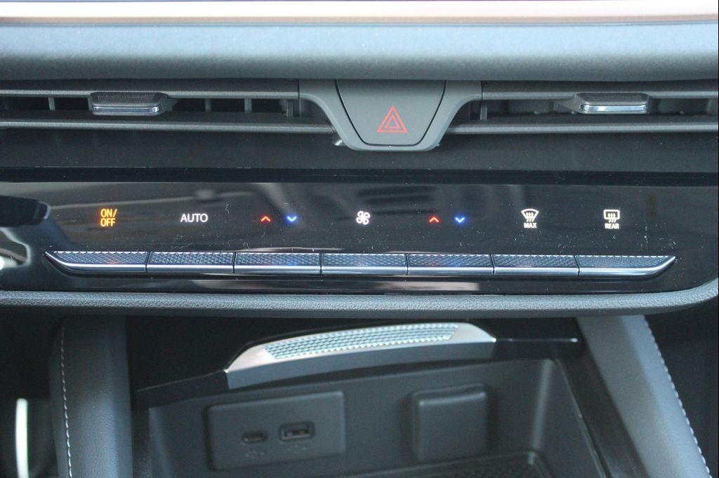 new 2026 Buick Envision car, priced at $44,370