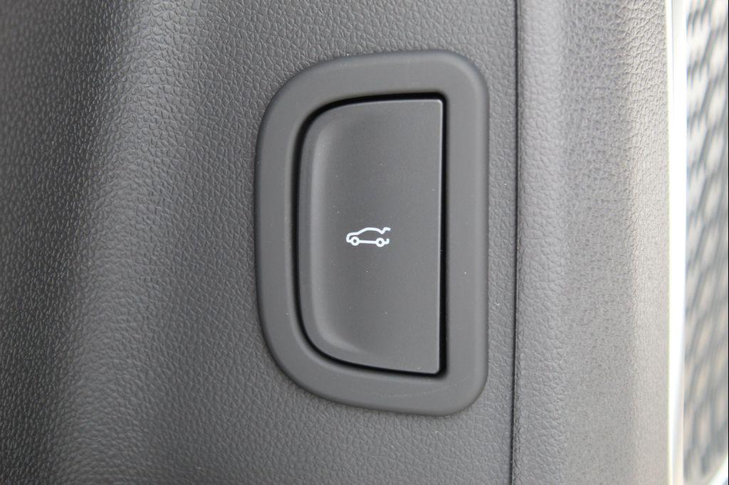 new 2026 Buick Enclave car, priced at $44,165