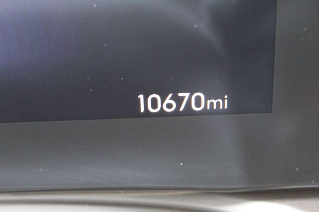 used 2024 Buick Encore GX car, priced at $21,894