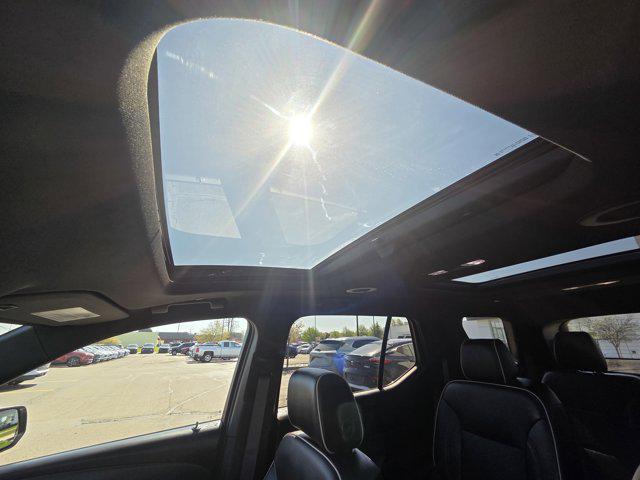 used 2023 Chevrolet Traverse car, priced at $38,125
