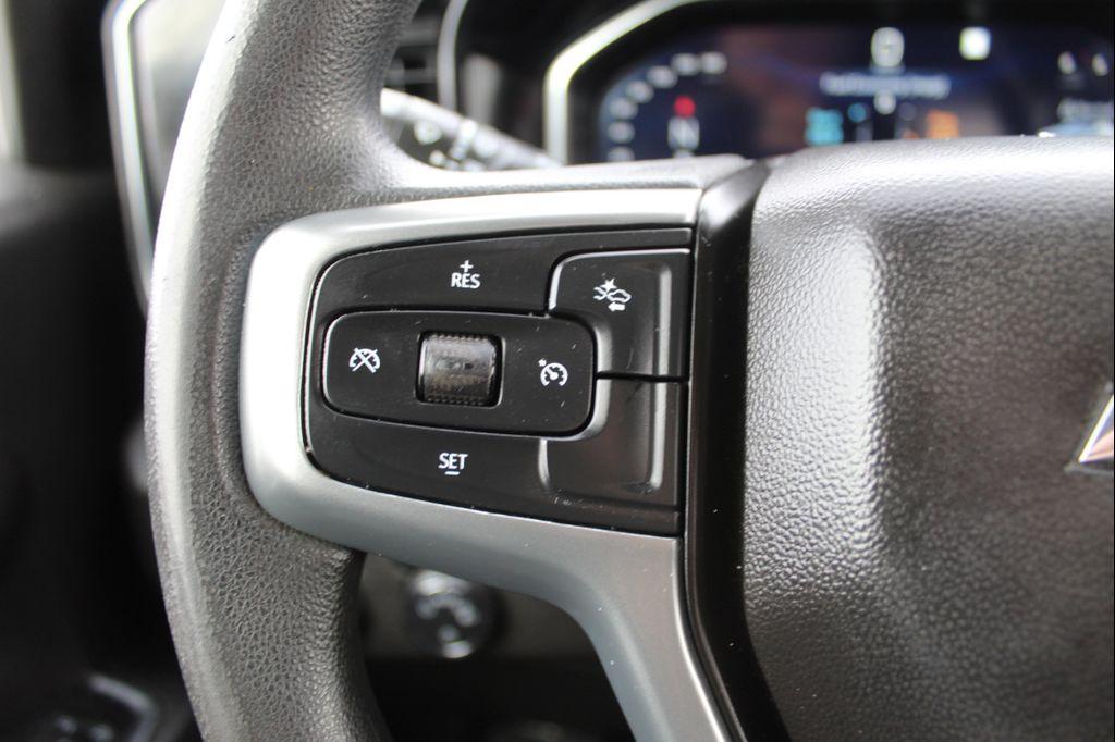 used 2022 Chevrolet Silverado 1500 car, priced at $29,111