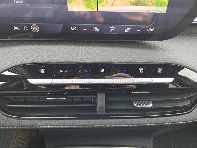 new 2026 Buick Enclave car, priced at $46,412