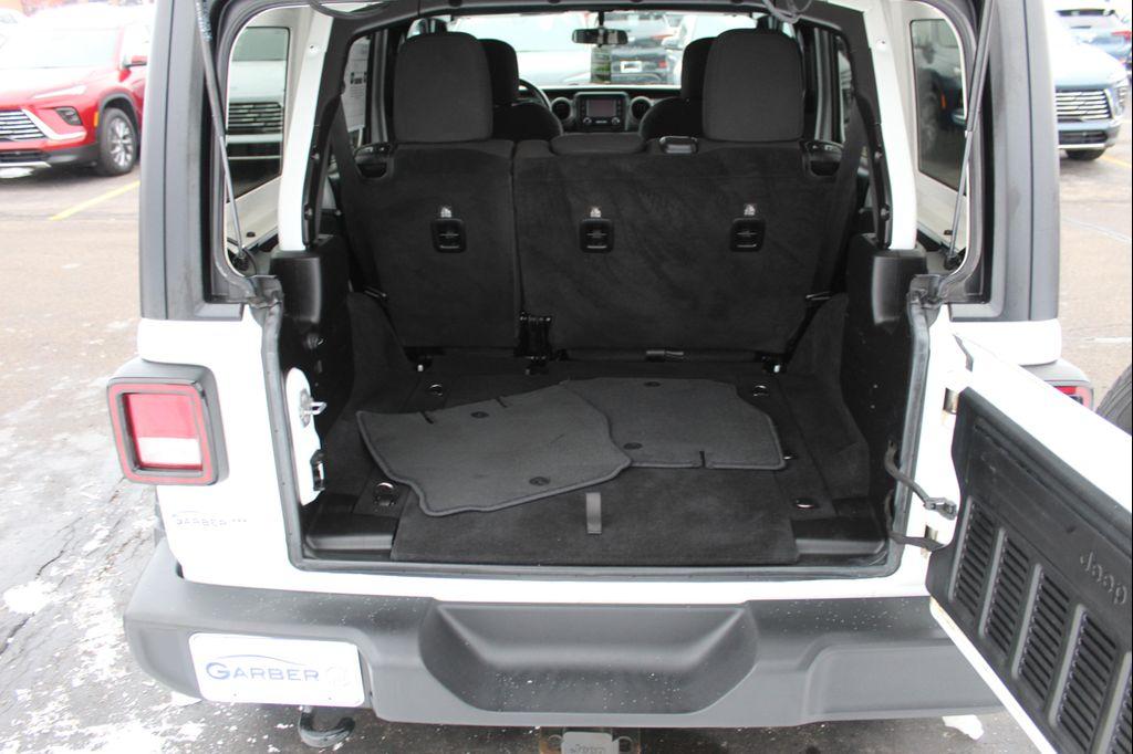 used 2019 Jeep Wrangler Unlimited car, priced at $20,877