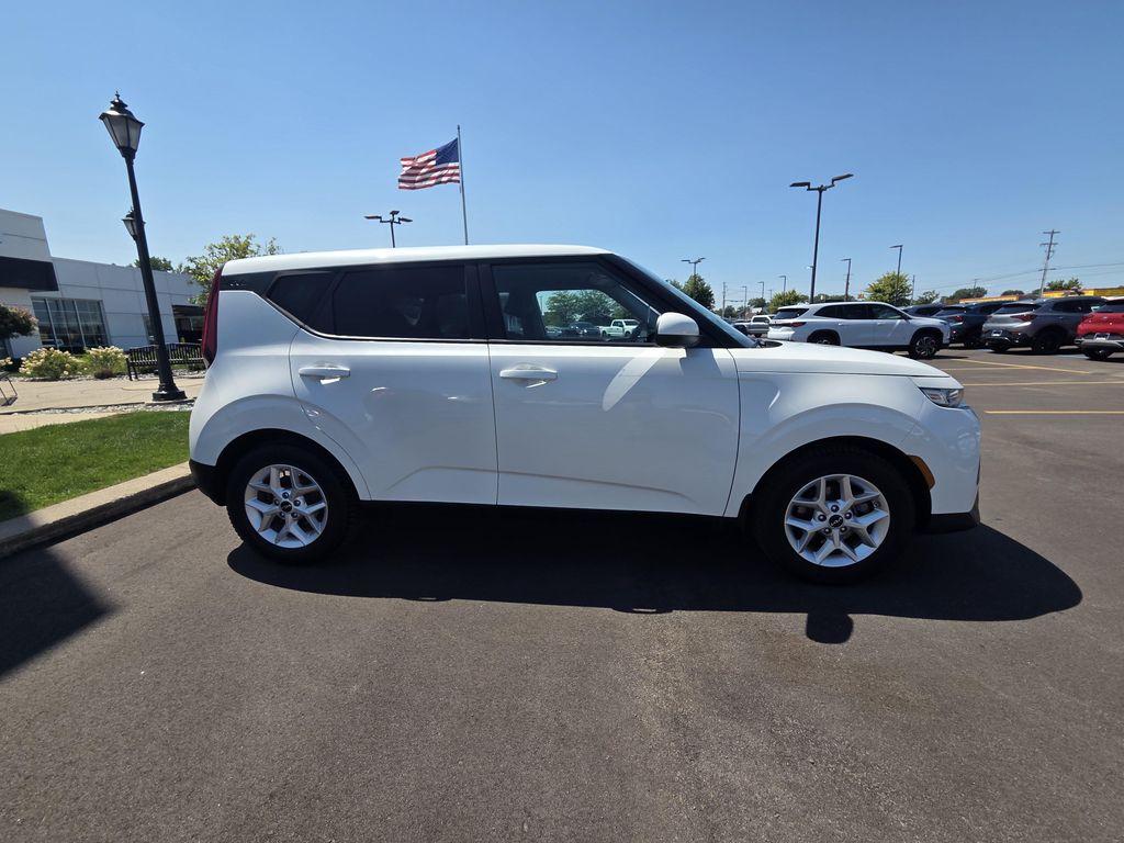 used 2022 Kia Soul car, priced at $13,616