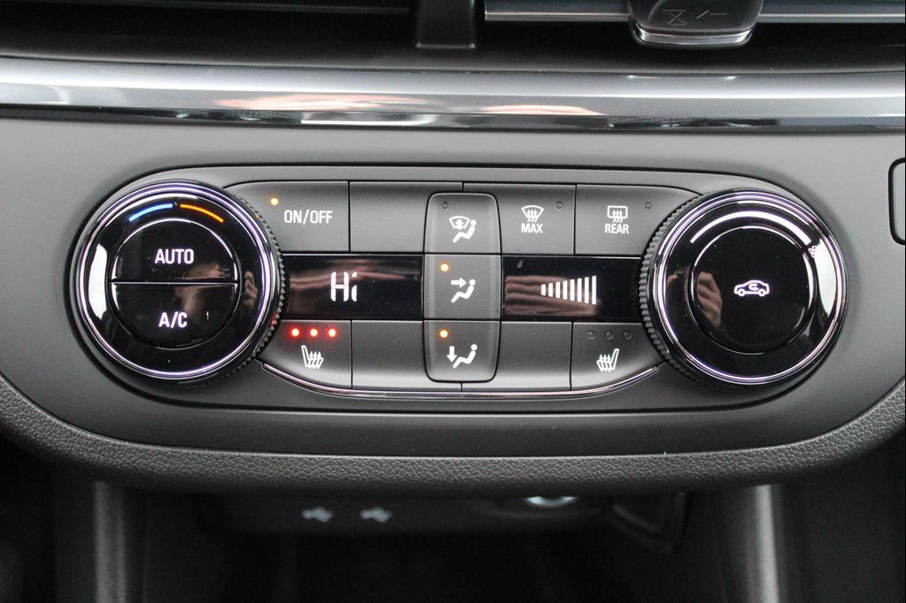 new 2026 Buick Envista car, priced at $27,083