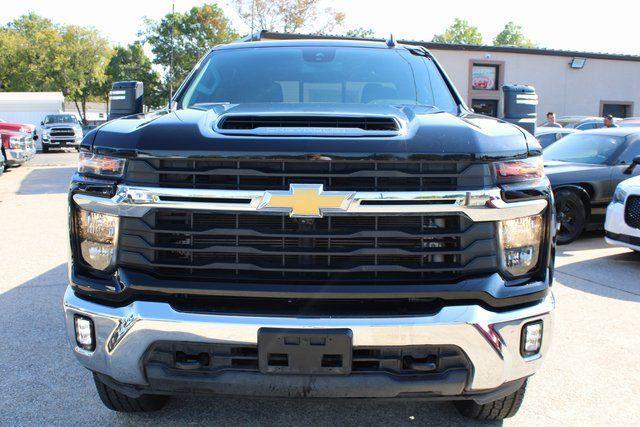 used 2024 Chevrolet Silverado 2500 car, priced at $48,990