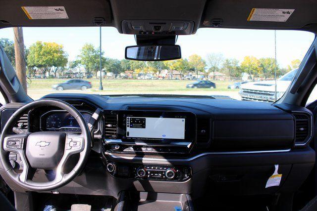 used 2024 Chevrolet Silverado 2500 car, priced at $48,990