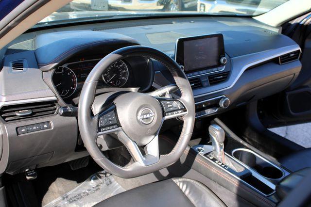 used 2024 Nissan Altima car