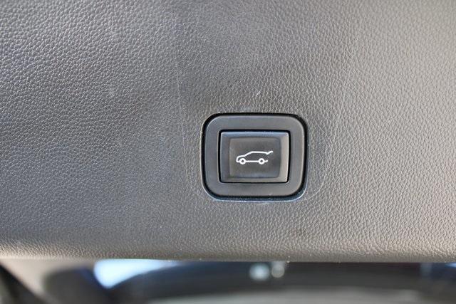 used 2020 Chevrolet Traverse car, priced at $19,590