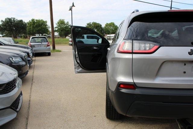 used 2020 Jeep Cherokee car, priced at $15,690